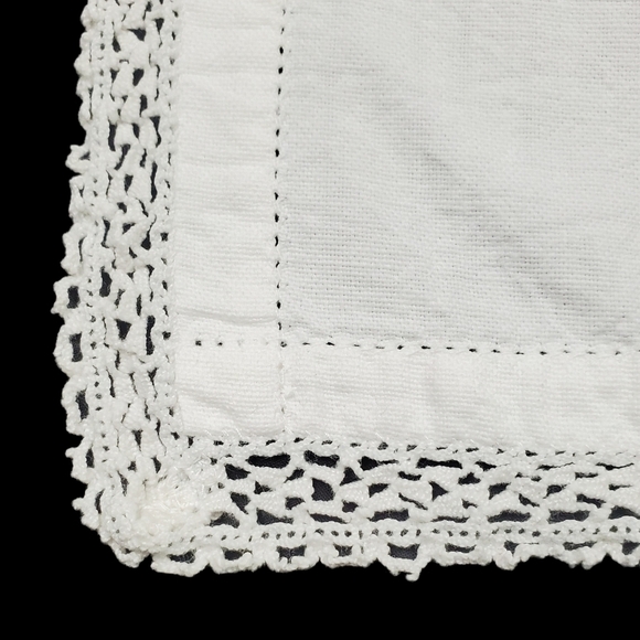 Embroidered Table Runner Dresser Scarf Heart Crochet Lace Blue White Vintage 36" - Picture 7 of 9